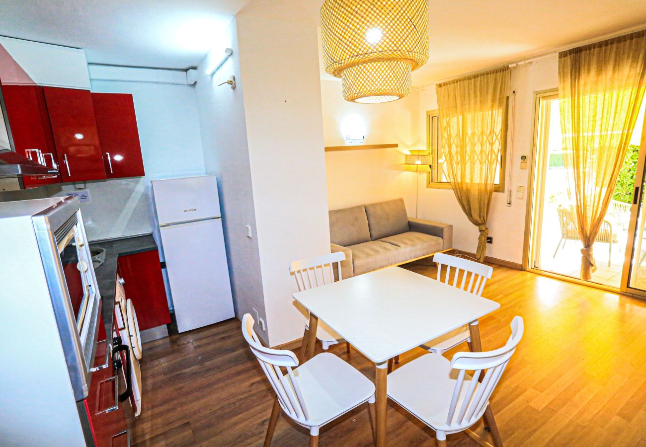 Apartment in Cambrils - OLIMPIC BAJOS 19