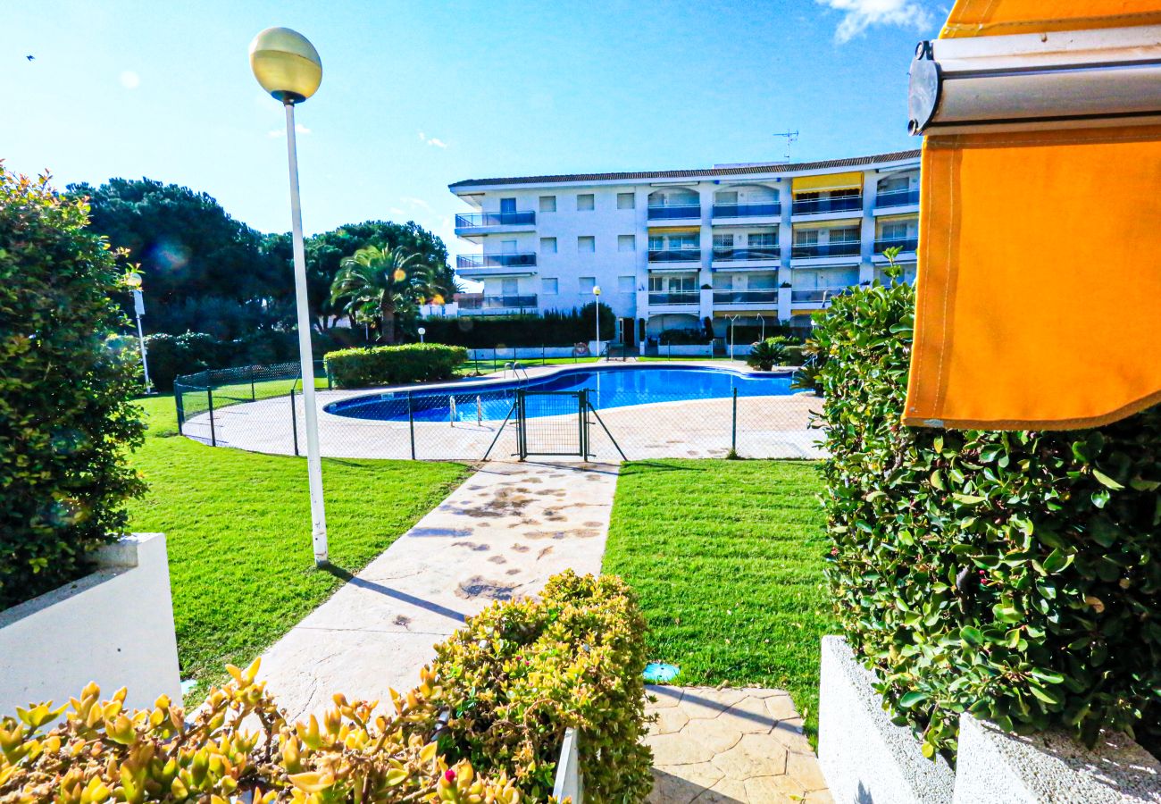 Apartment in Cambrils - OLIMPIC BAJOS 19