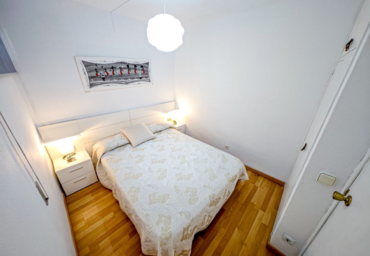 Apartment in Cambrils - OLIMPIC BAJOS 19