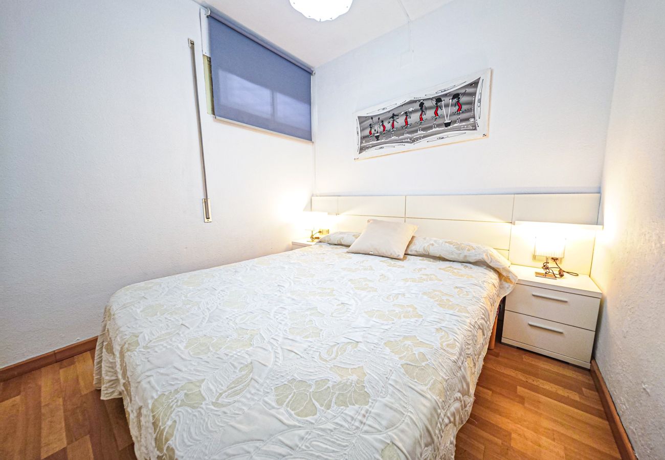 Apartment in Cambrils - OLIMPIC BAJOS 19