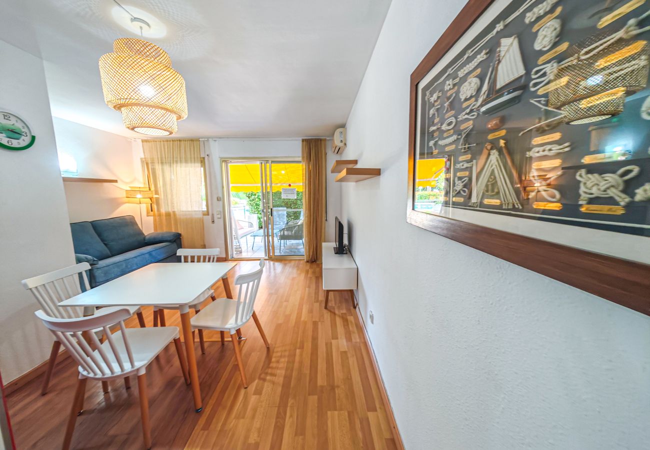 Apartment in Cambrils - OLIMPIC BAJOS 19