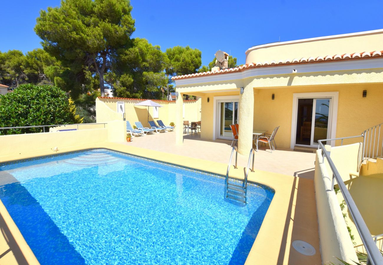 Chalet in Javea - Casa Feliz Javea - 5037