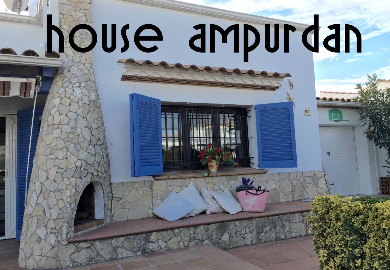 House in Estartit - LA CASA DEL PEZ AZUL