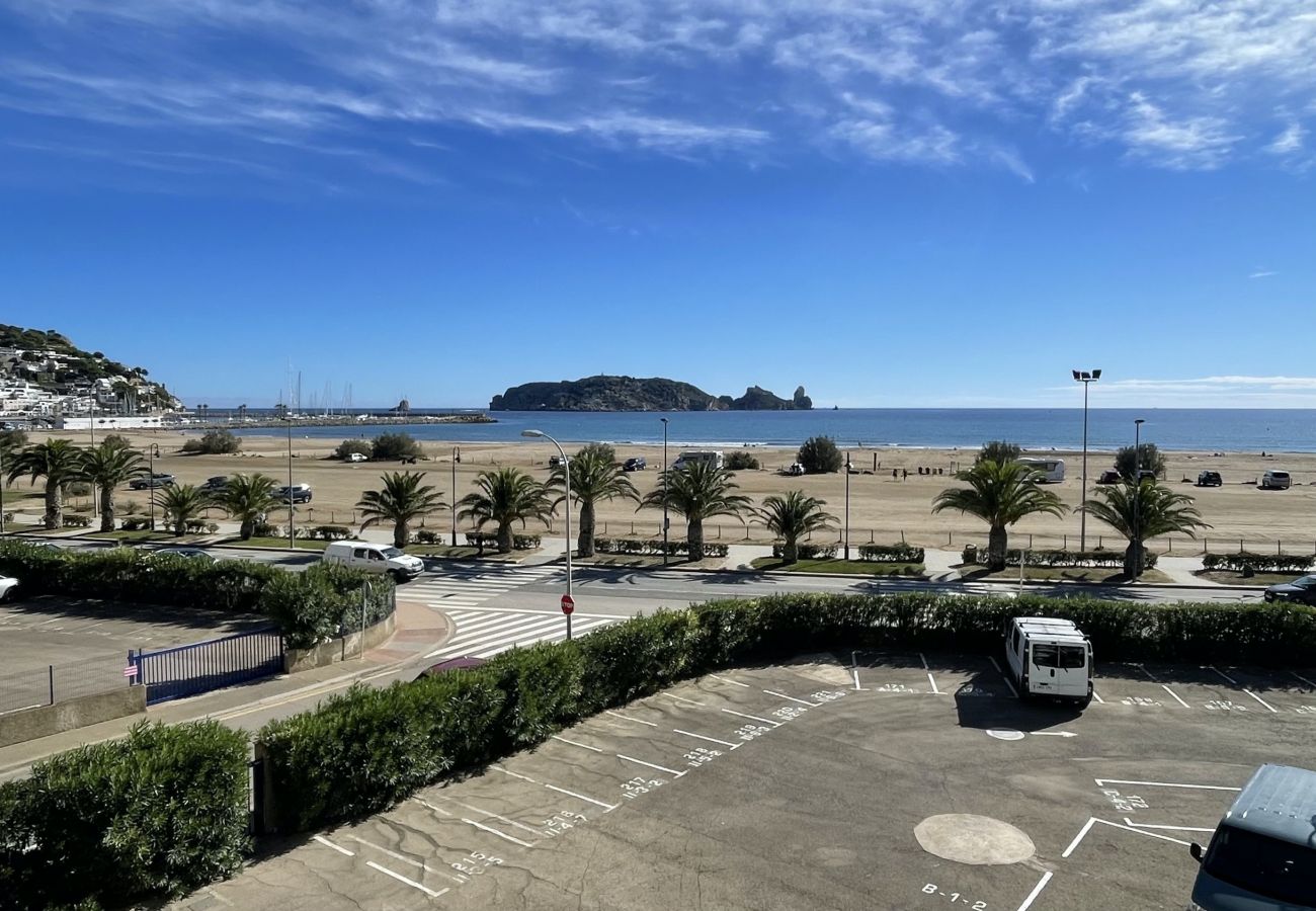 Apartment in Estartit - ROCAMAURA II  2-9