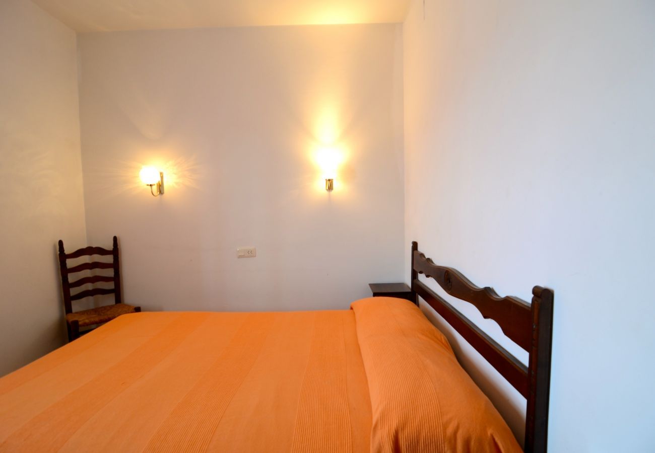 Apartment in L'Escala - GARBI PARK D 404