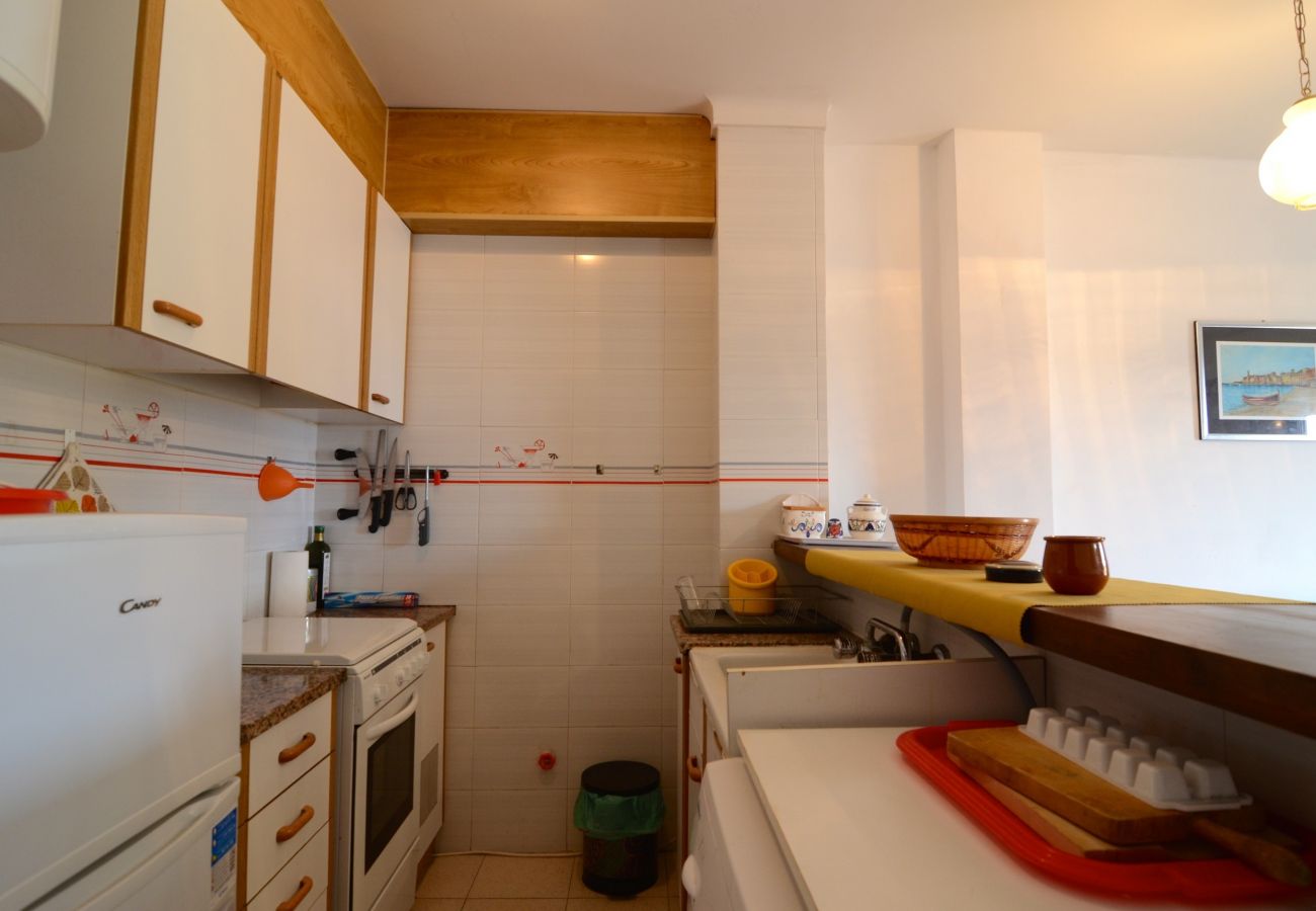Apartment in L'Escala - GARBI PARK D 404