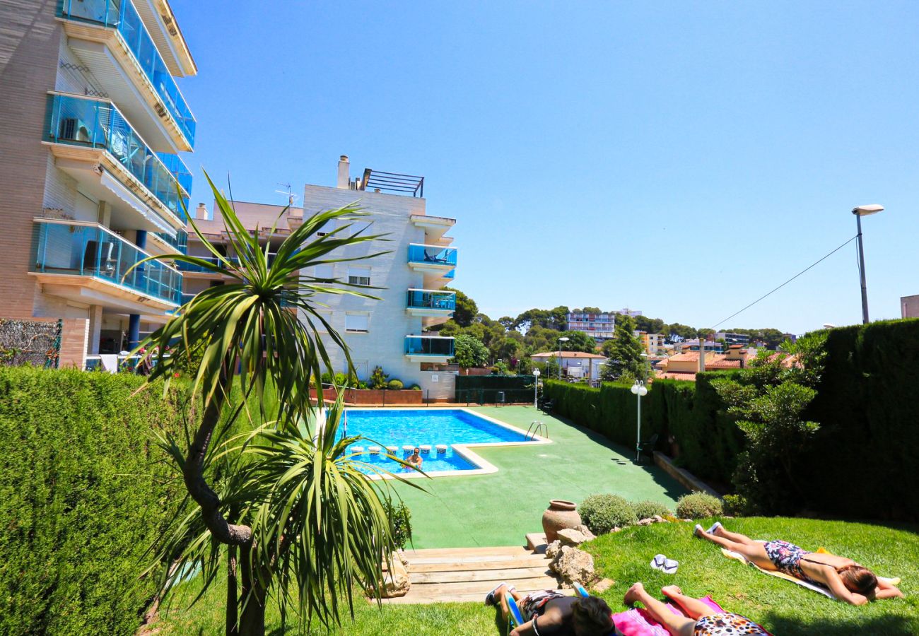 Apartment in Salou - LA CALETA