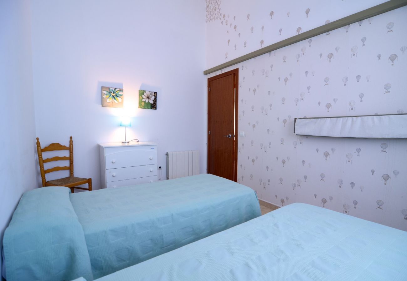 Apartment in Pals - TRIAS PLAÇA
