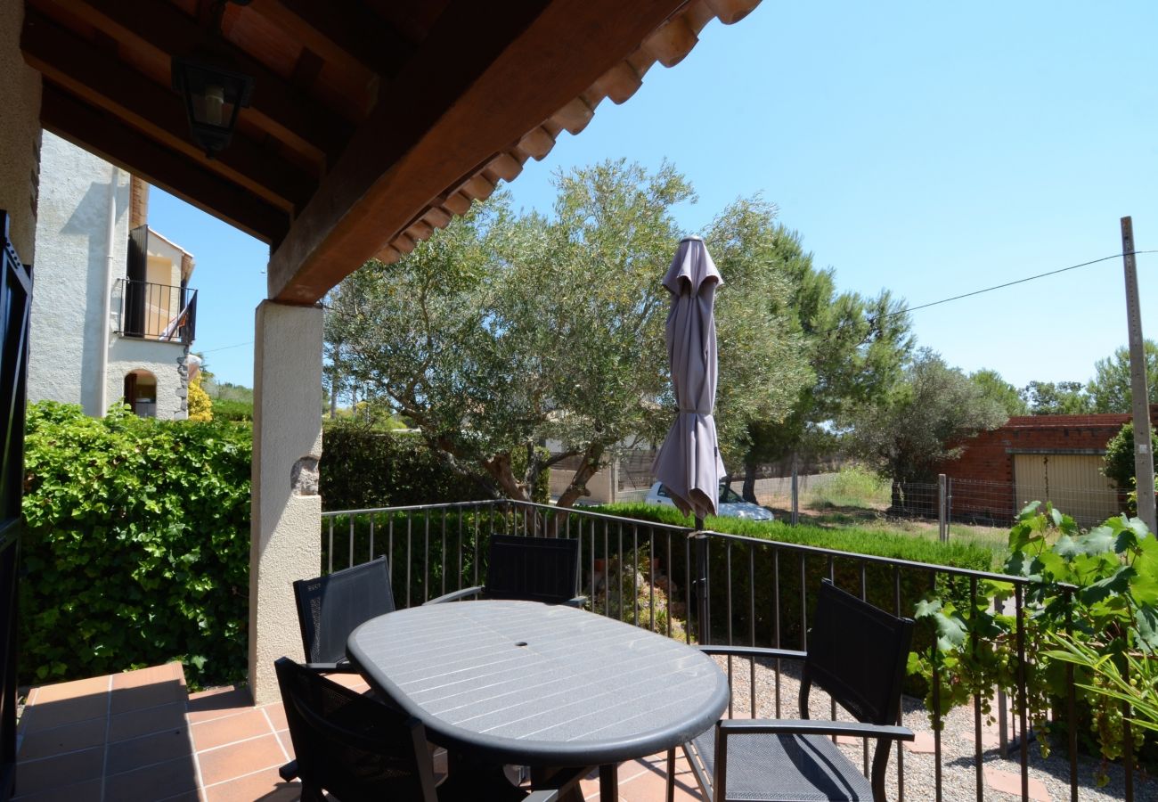 House in Estartit - LES OLIVERES 47