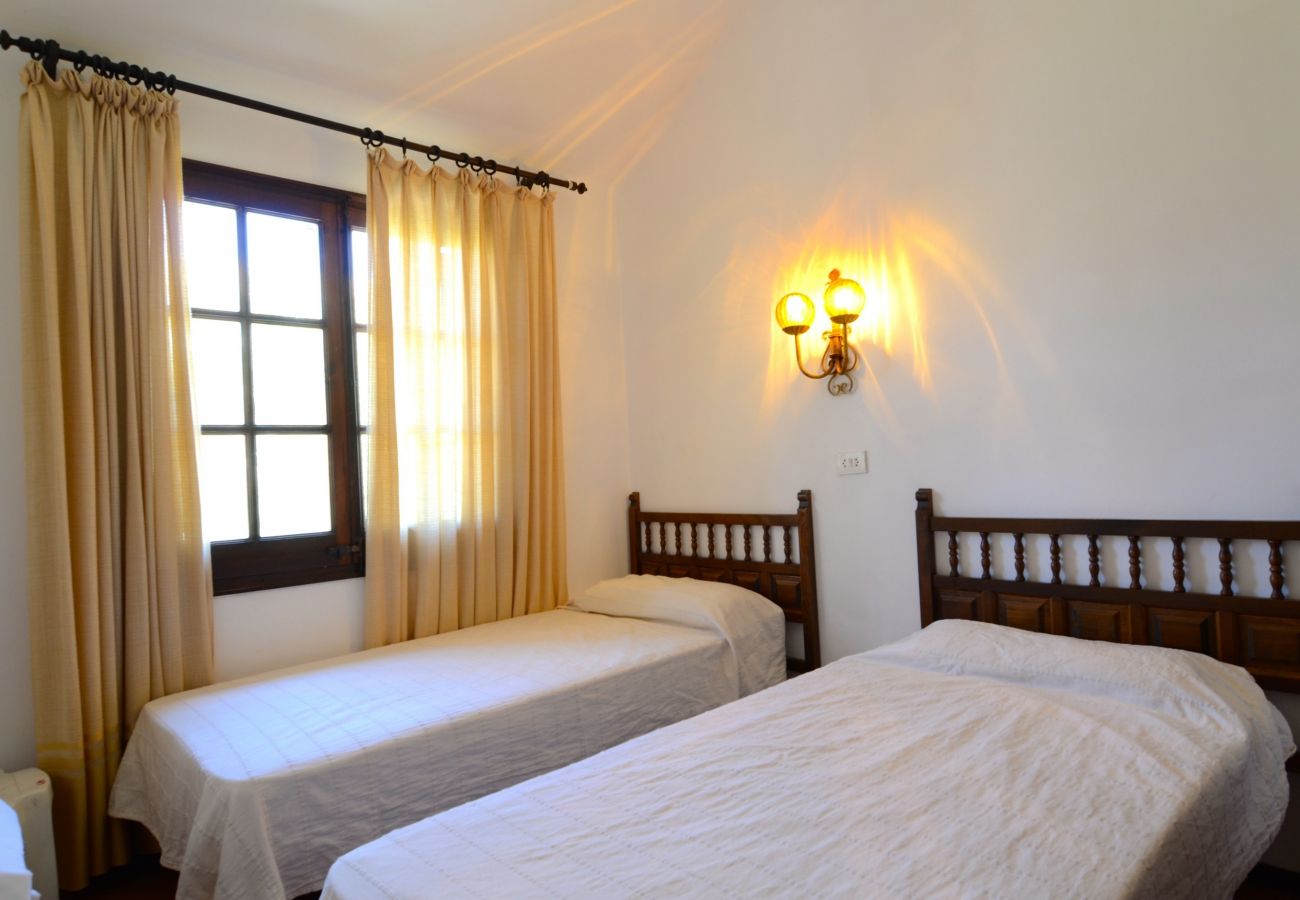 House in Estartit - LES OLIVERES 47