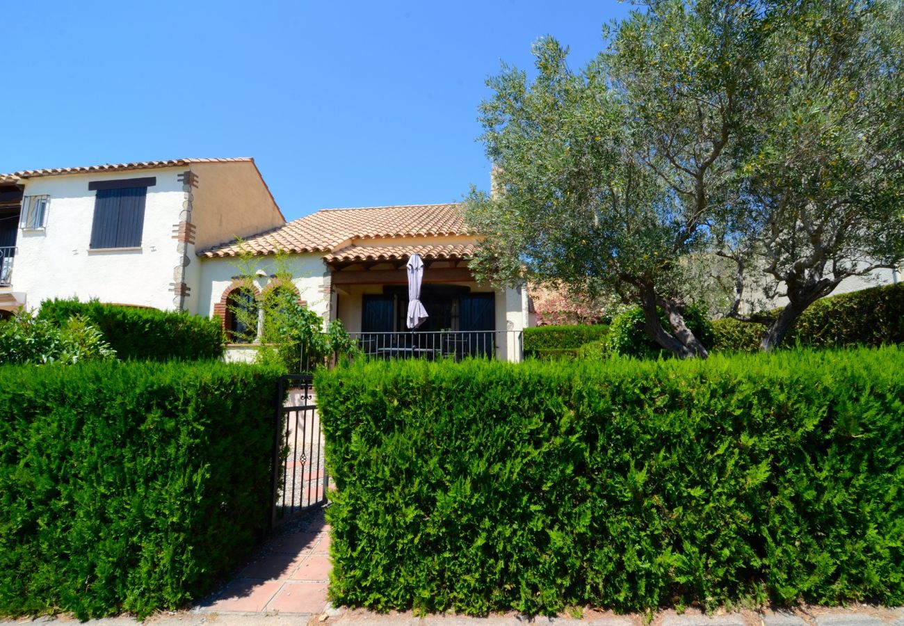 House in Estartit - LES OLIVERES 47