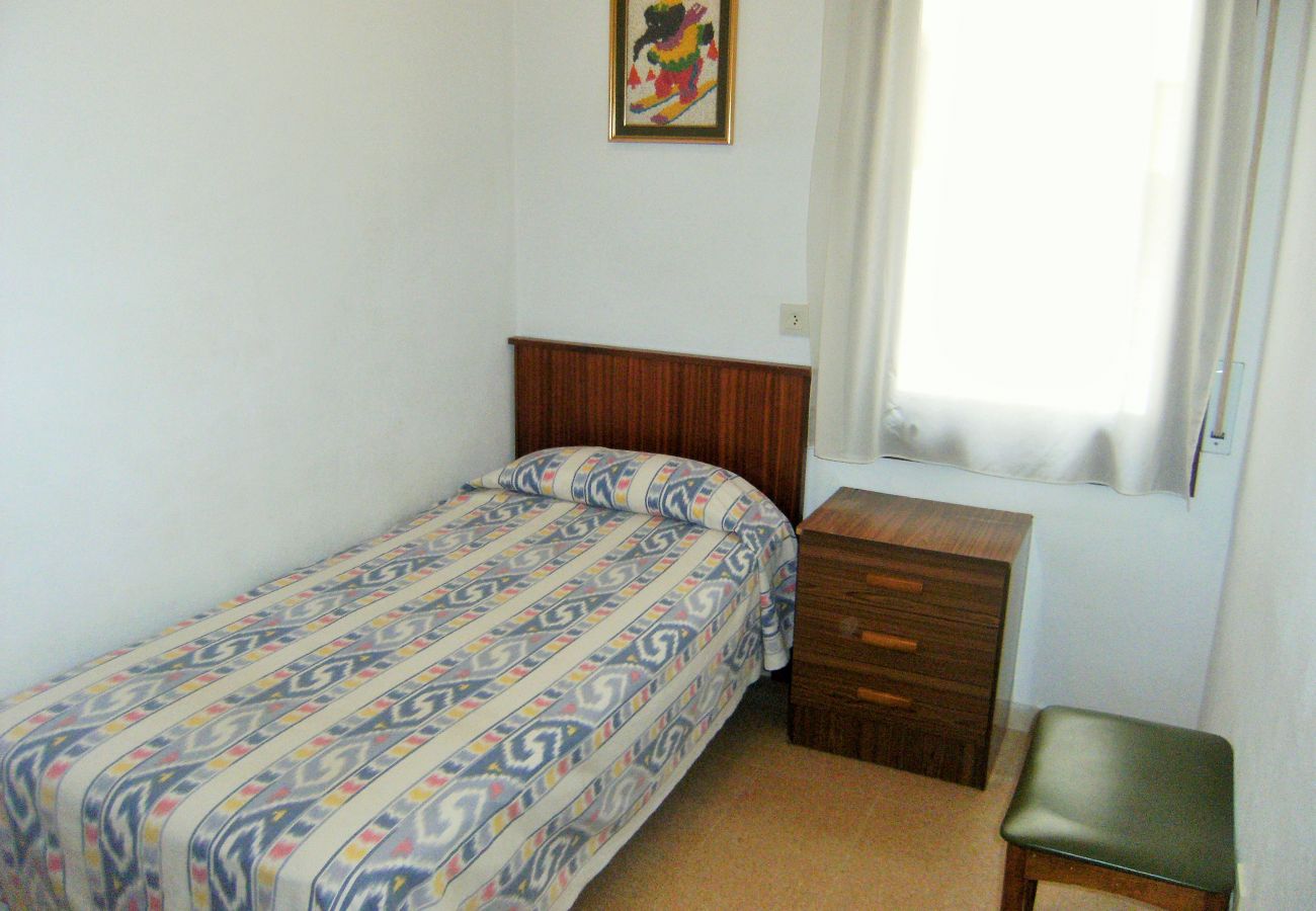 Apartment in Estartit - MARINA 2-B