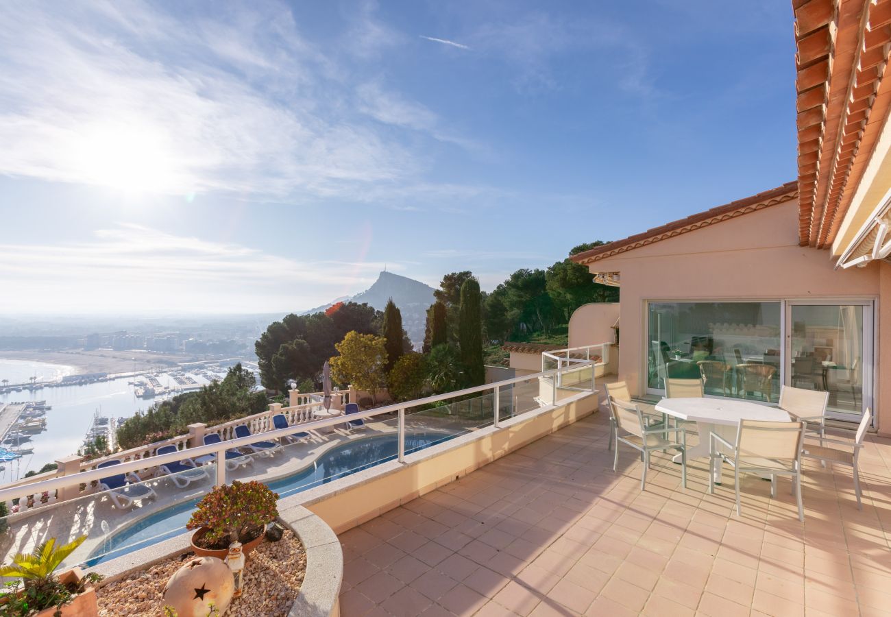 Villa in Estartit - CAP DE LA BARRA 60 - temporada