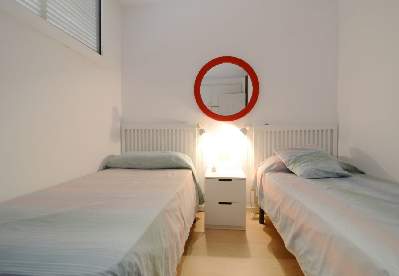 Apartment in Estartit - CATALONIA 4-5