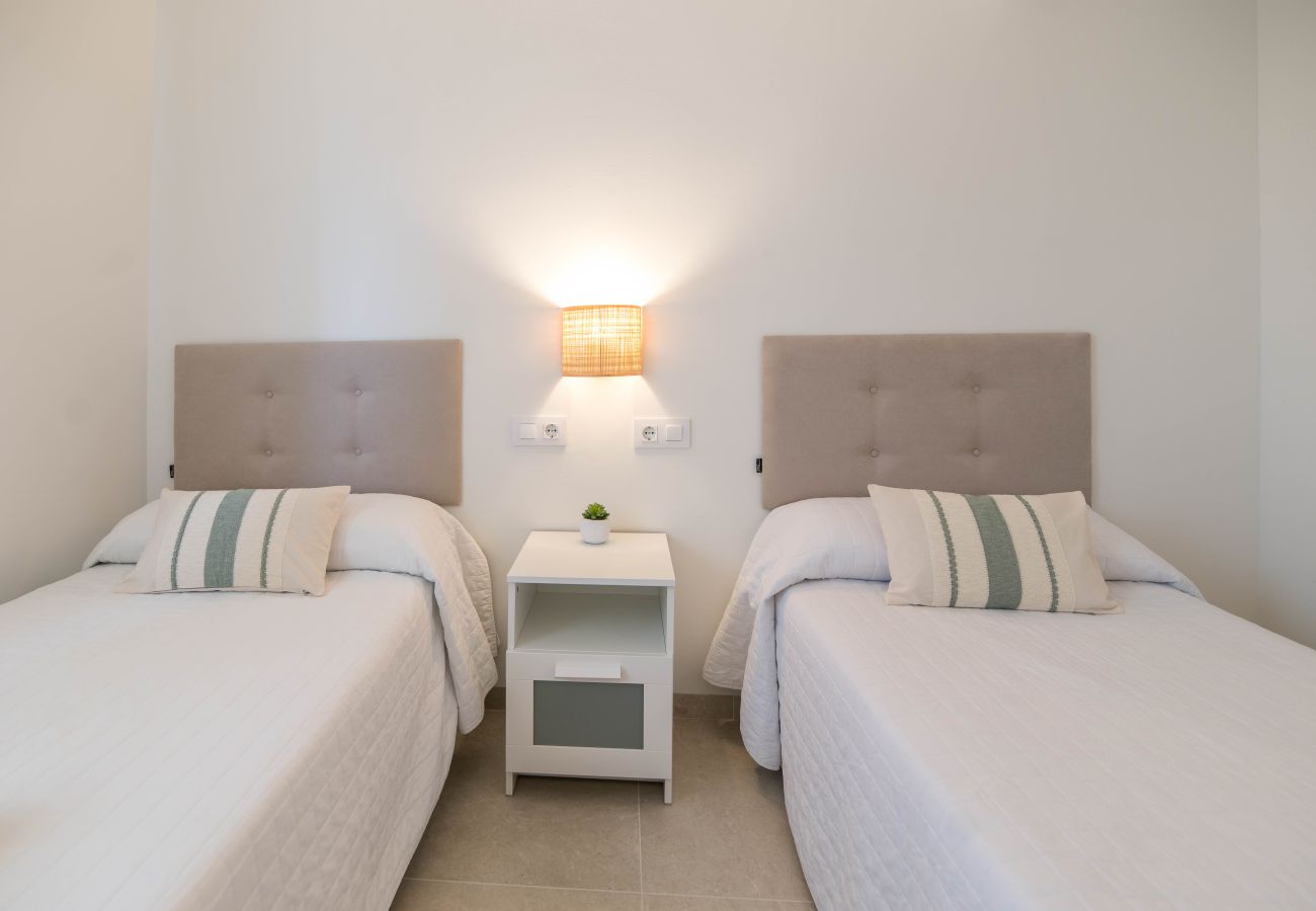 Apartment in Playa de Gandía - 01. AG BERMUDAS 7A PREMIUM
