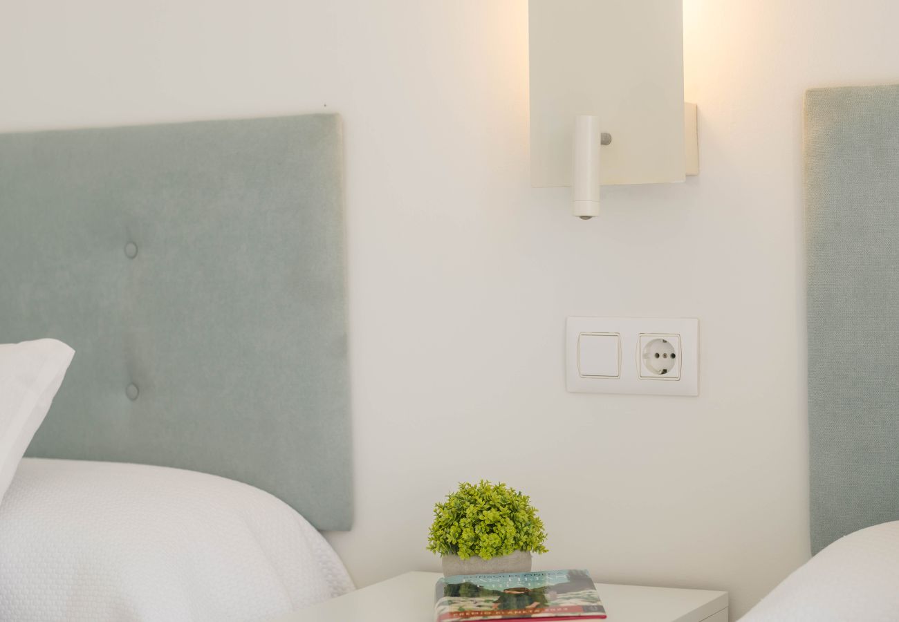 Apartment in Playa de Gandía - 01. AG BERMUDAS 7A PREMIUM