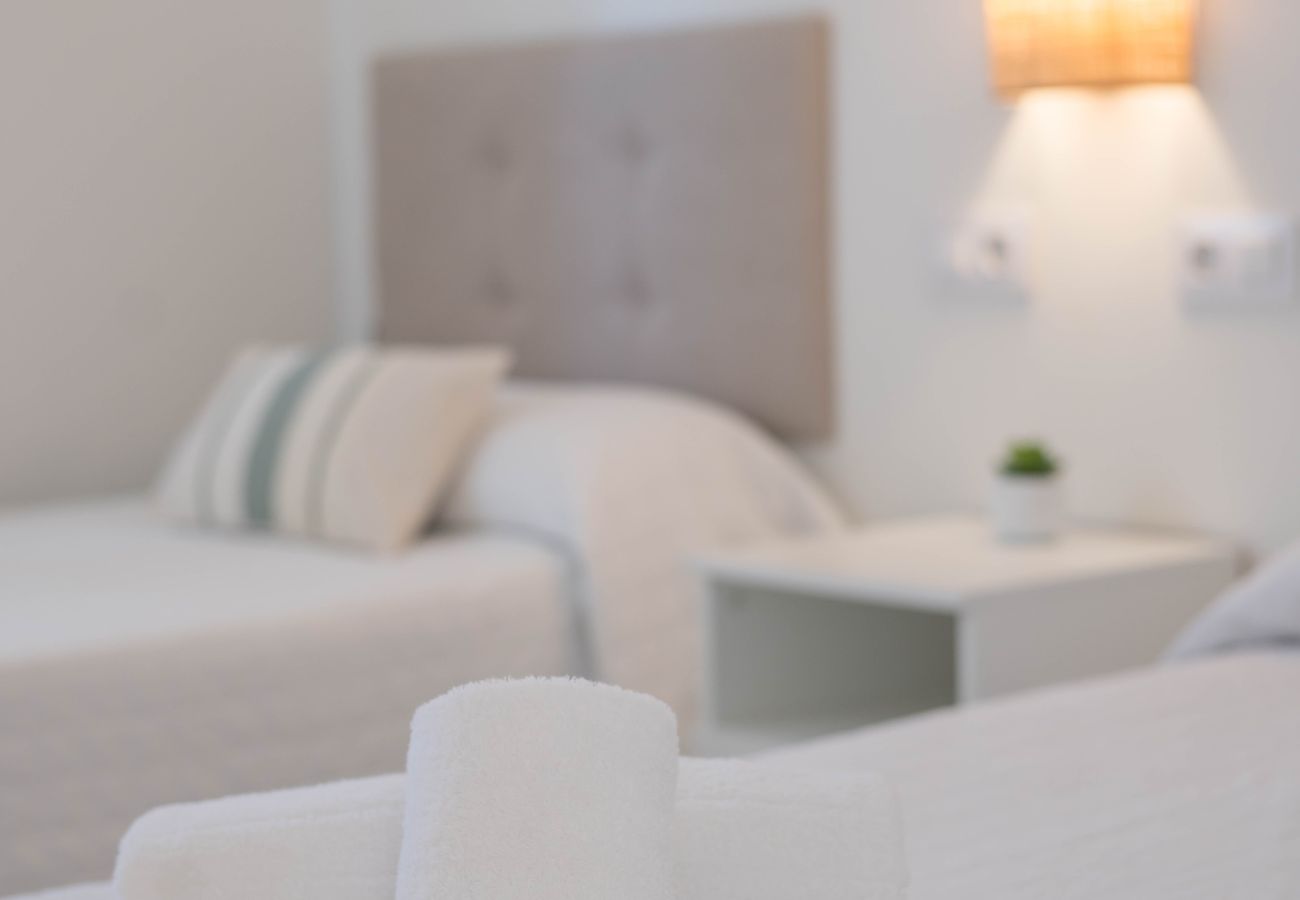 Apartment in Playa de Gandía - 01. AG BERMUDAS 7A PREMIUM