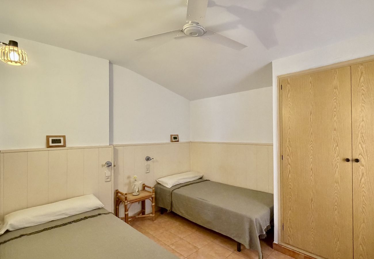 Apartment in L'Escala - GRAN SOL B 303