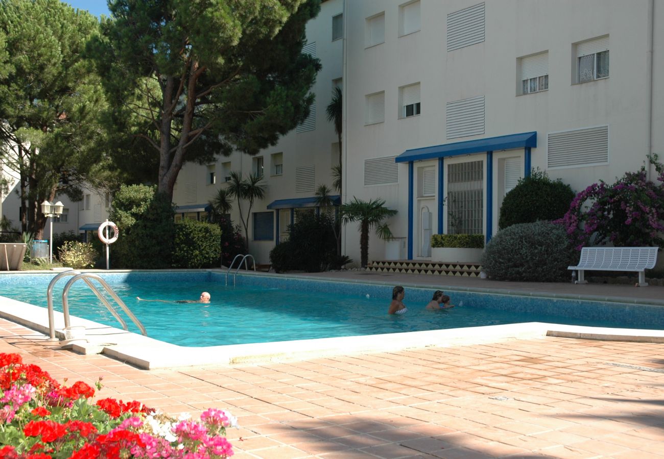 Apartment in L'Escala - MAGDA PARK D-1D