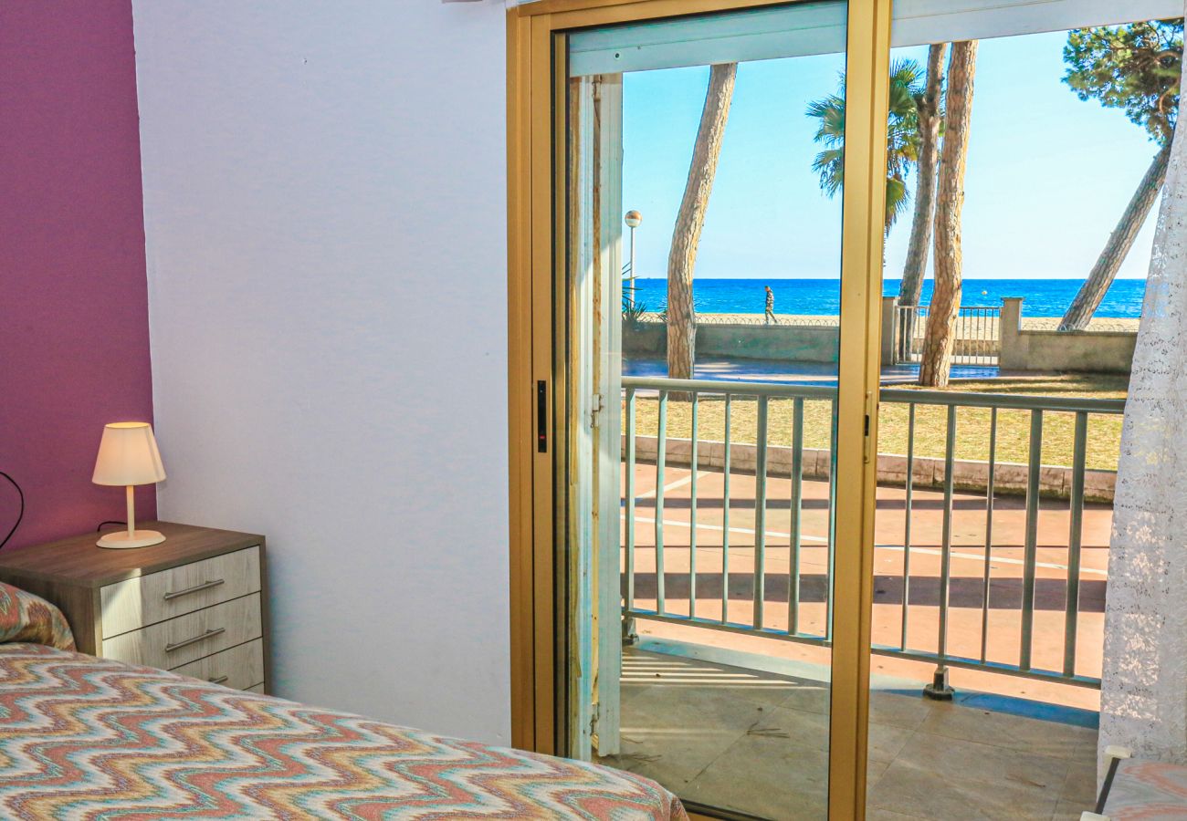 Apartment in Cambrils - PINS I MAR BAJOS