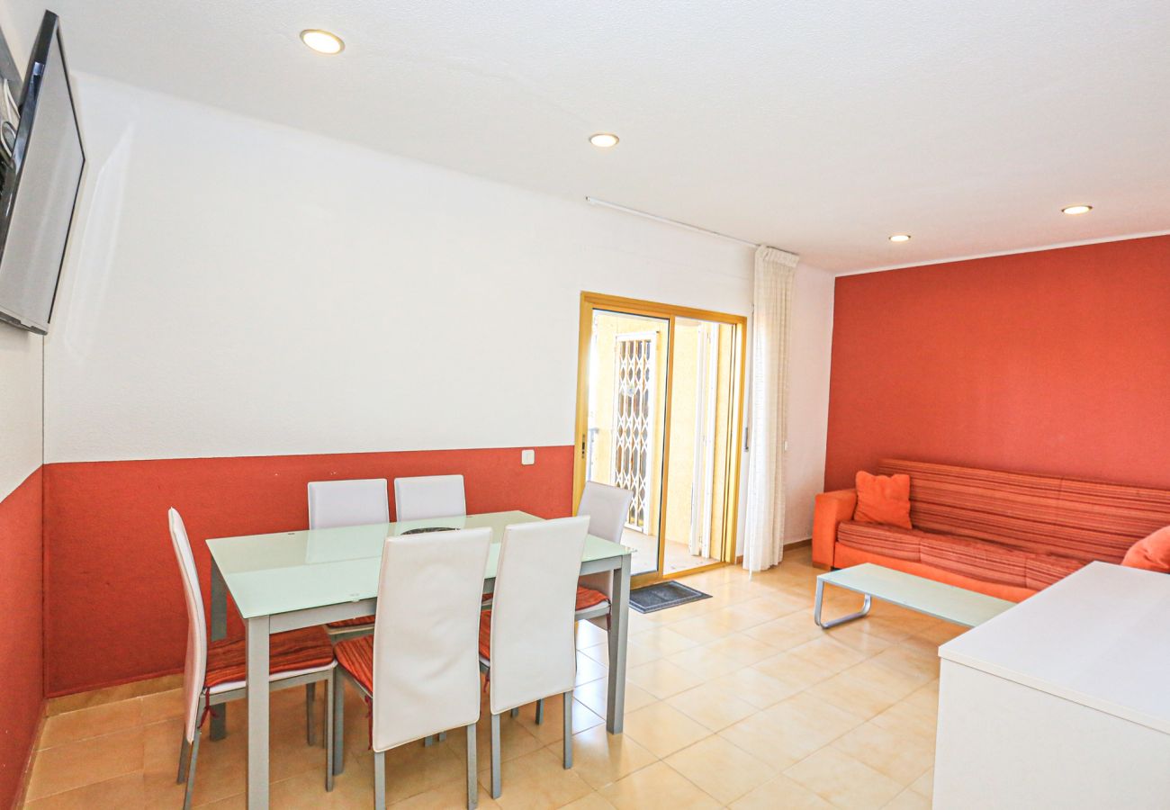 Apartment in Cambrils - PINS I MAR BAJOS