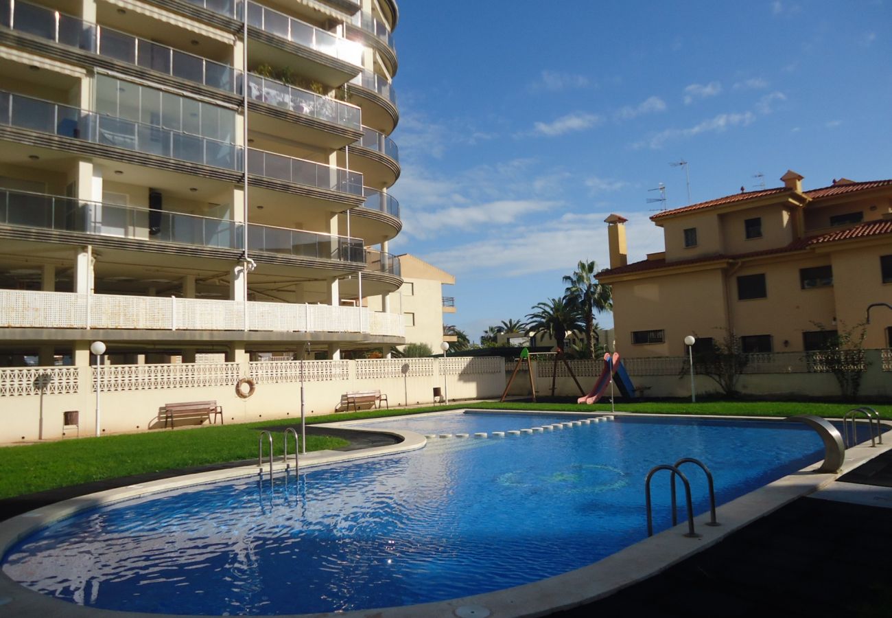 Apartments in Peniscola's seafront promenade