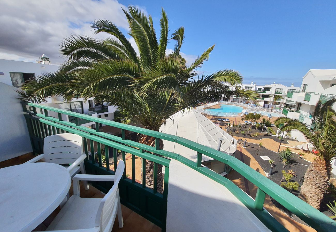 Apartment in Costa Teguise - CT BEACH 306 2D