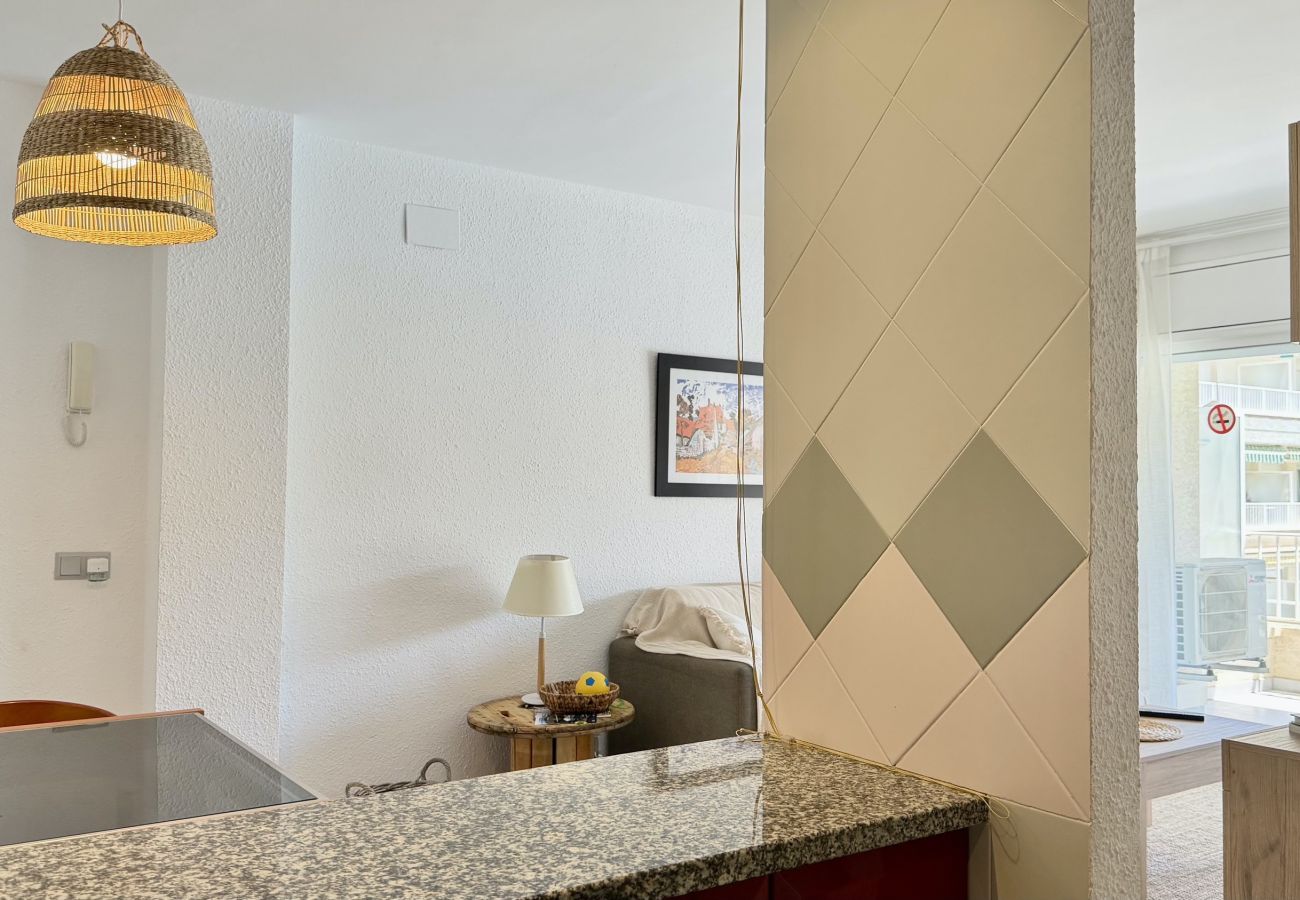 Apartment in Estartit - ILLA MAR DOR 132