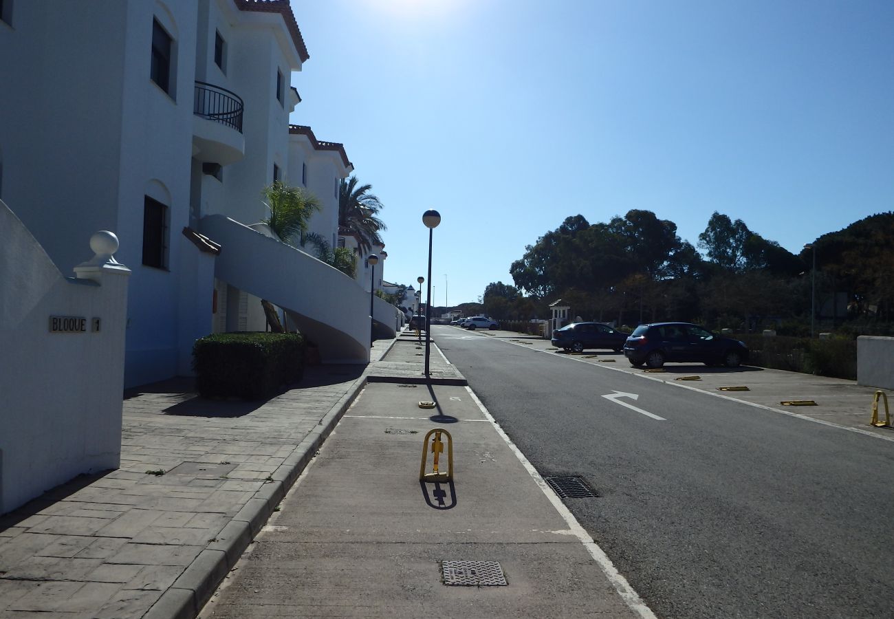 Apartment in Chiclana de la Frontera - R369 Residencial Coto de Sancti Petri 1 Bajo