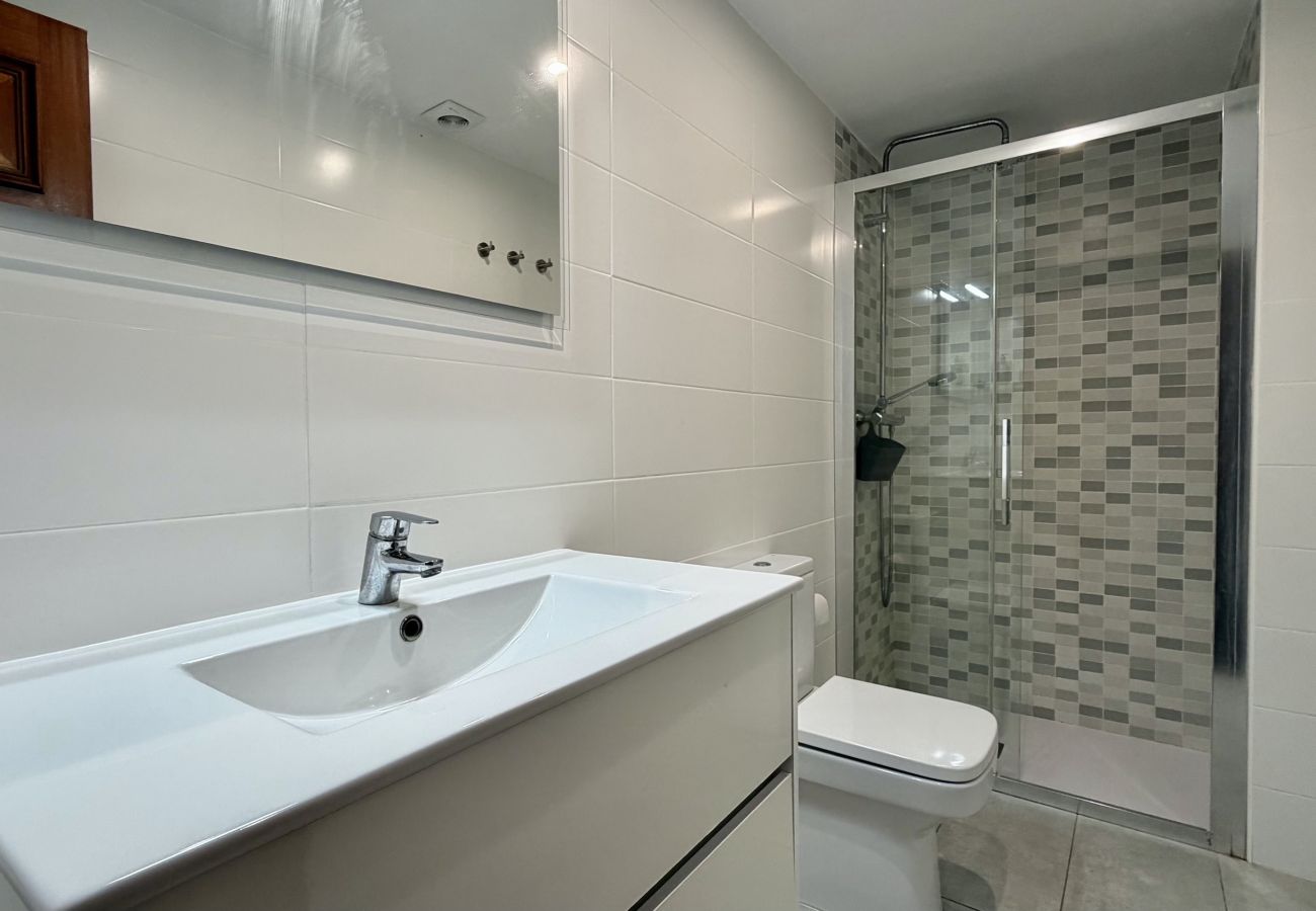 Apartment in L'Escala - ELS PESCADORS 2.3