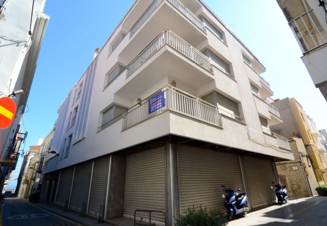 Apartment in L'Escala - PUIG SUREDA 13 1-C