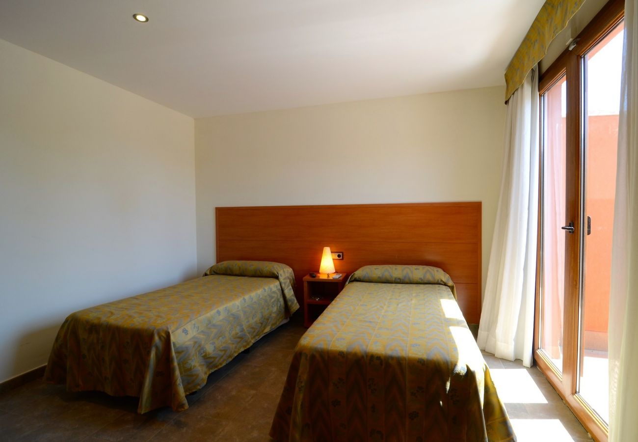 Apartment in Torroella de Montgri - HOSTAL LA GOLA APT. 2