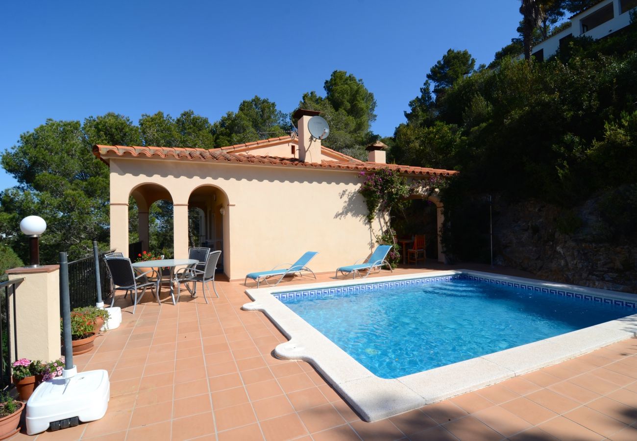 Villa in Begur - CALA MORETA 44