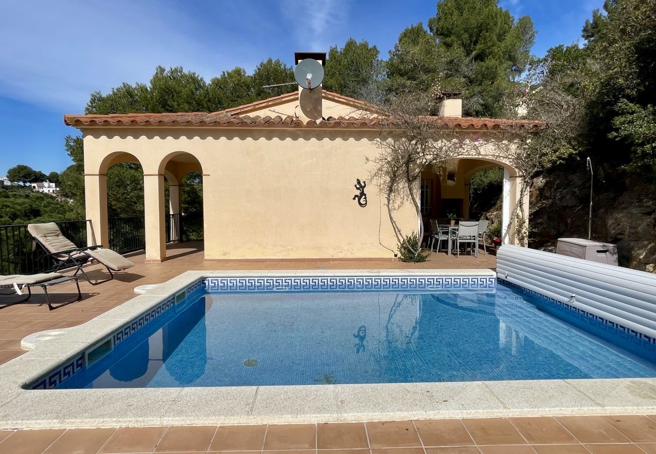 Villa in Begur - CALA MORETA 44