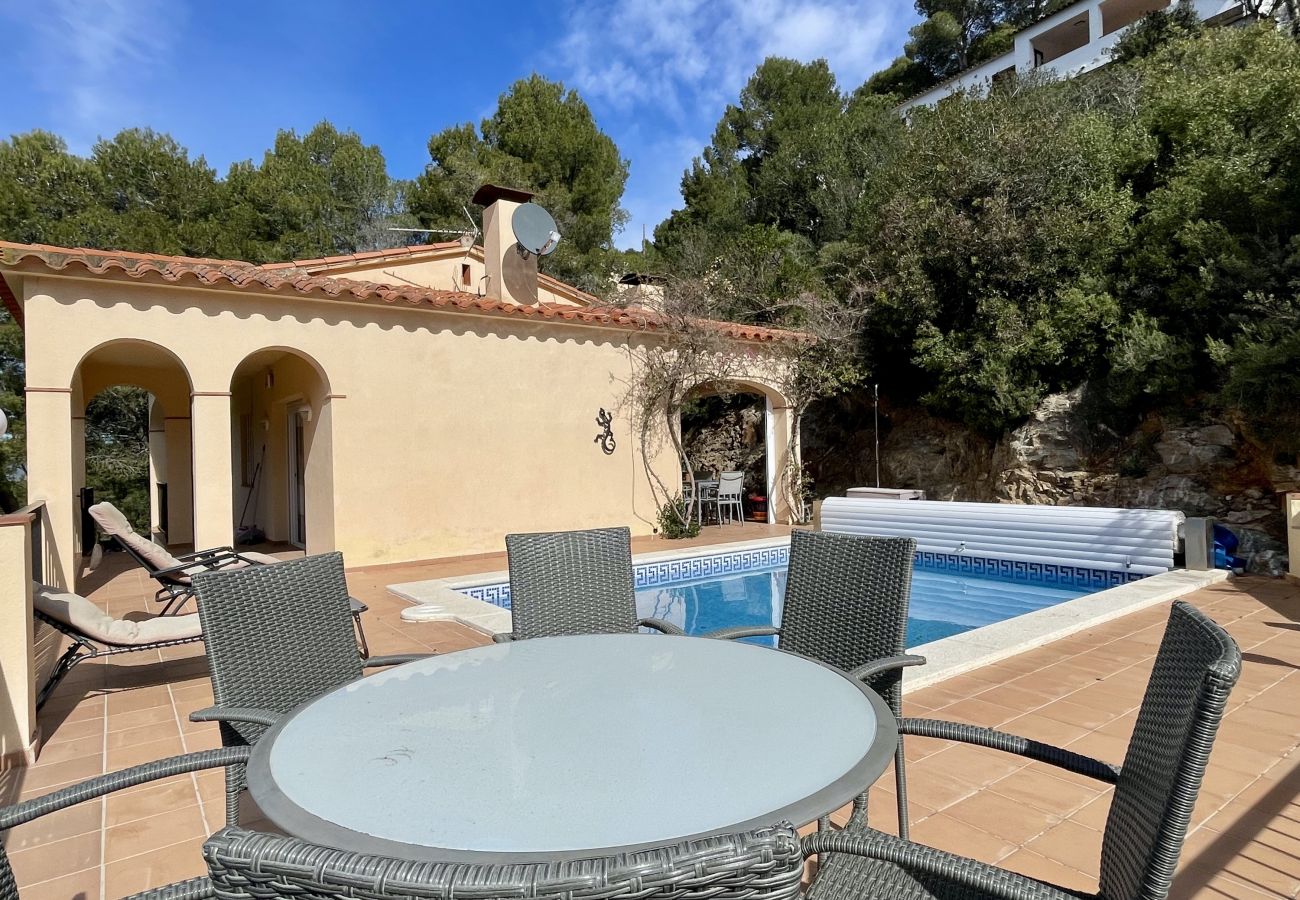 Villa in Begur - CALA MORETA 44
