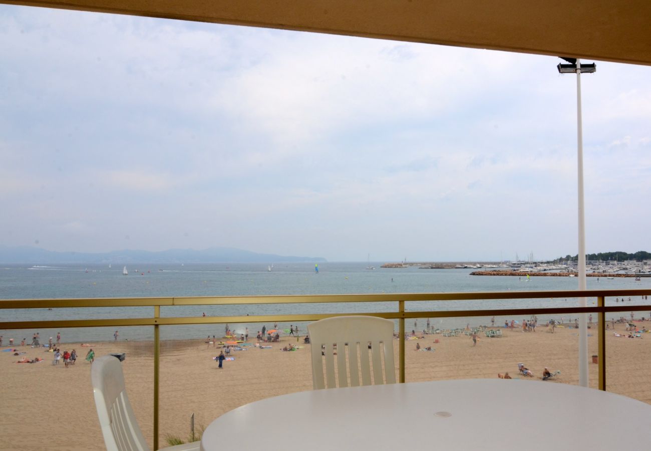 Apartment in L'Escala - MARGARIDA