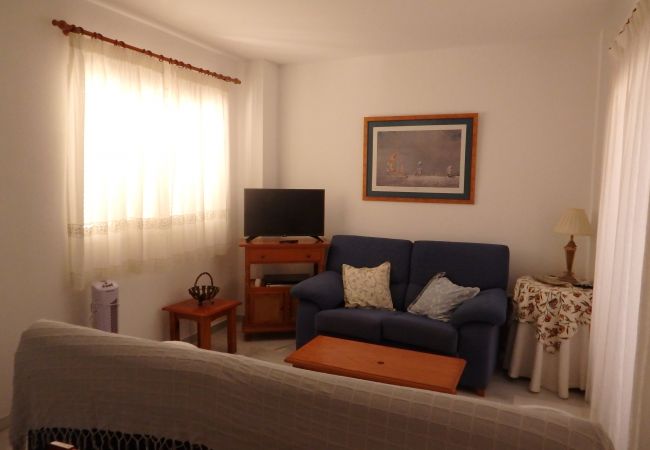 Apartment in Chiclana de la Frontera - R036 Residencial El Amanecer