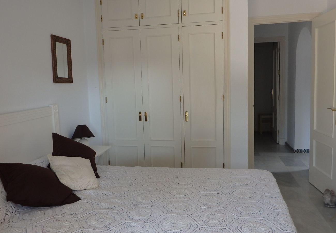 Apartment in Chiclana de la Frontera - R308 Apartamento Residencial Pueblo Marinero