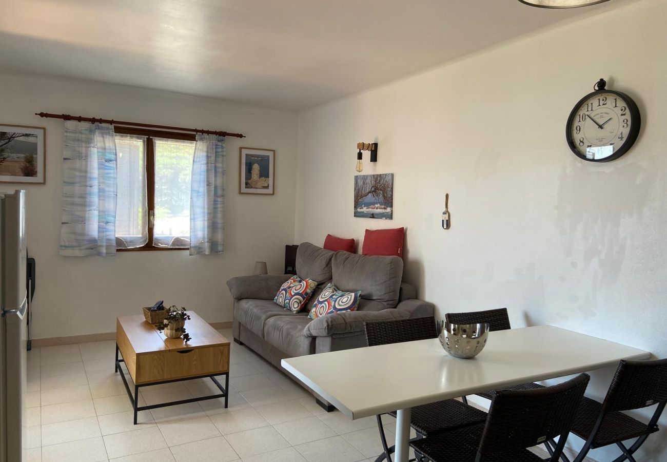 Apartment in L'Escala - CALA MONTGO 15 AC