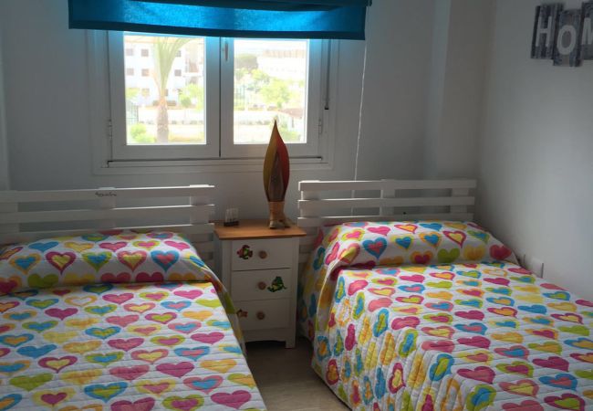 Apartment in Chiclana de la Frontera - R381 Apartamento en Residencial Taymar