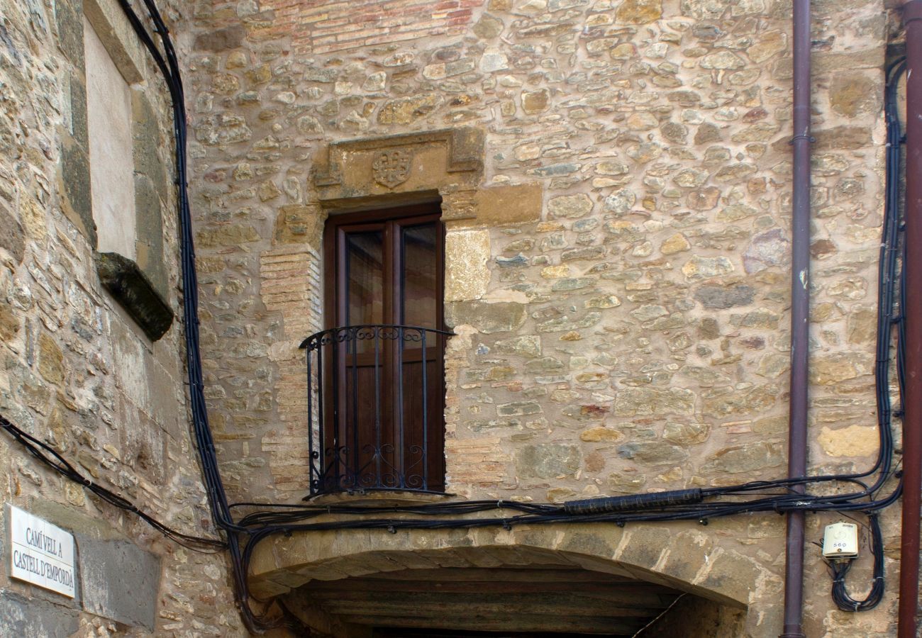 Cottage in Ullastret - CASA CARINA