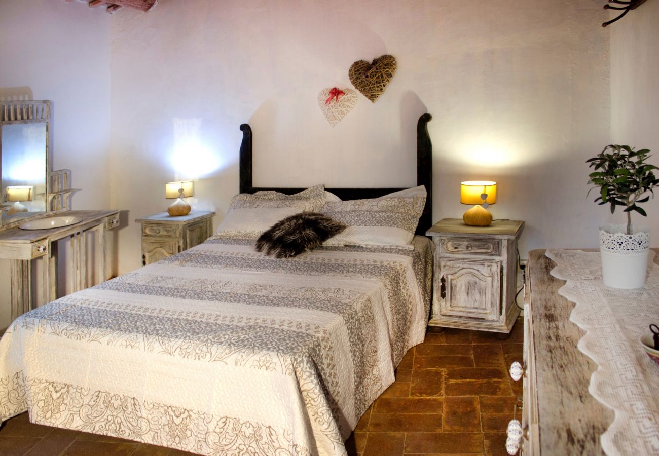 Cottage in Ullastret - CASA CARINA