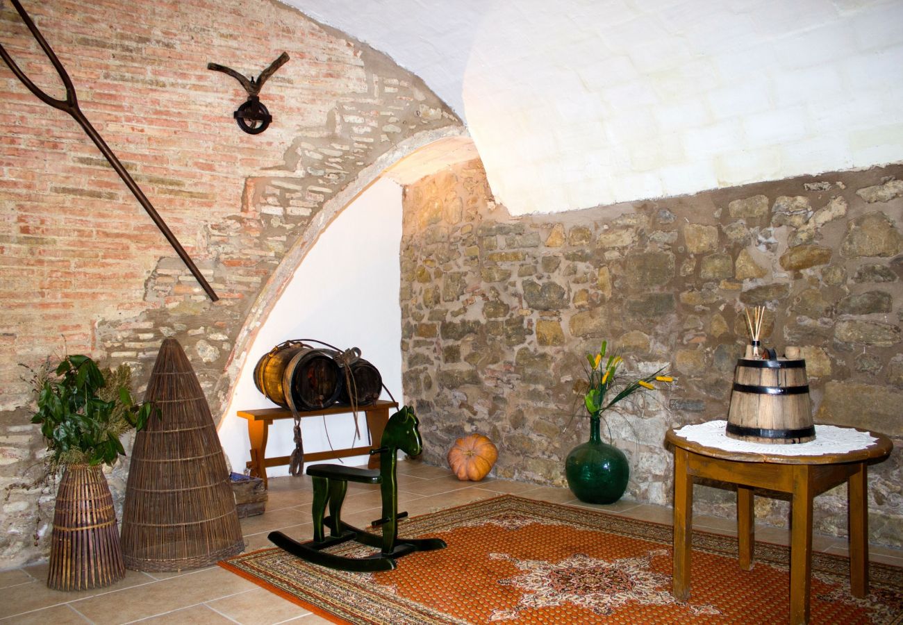 Cottage in Ullastret - CASA CARINA