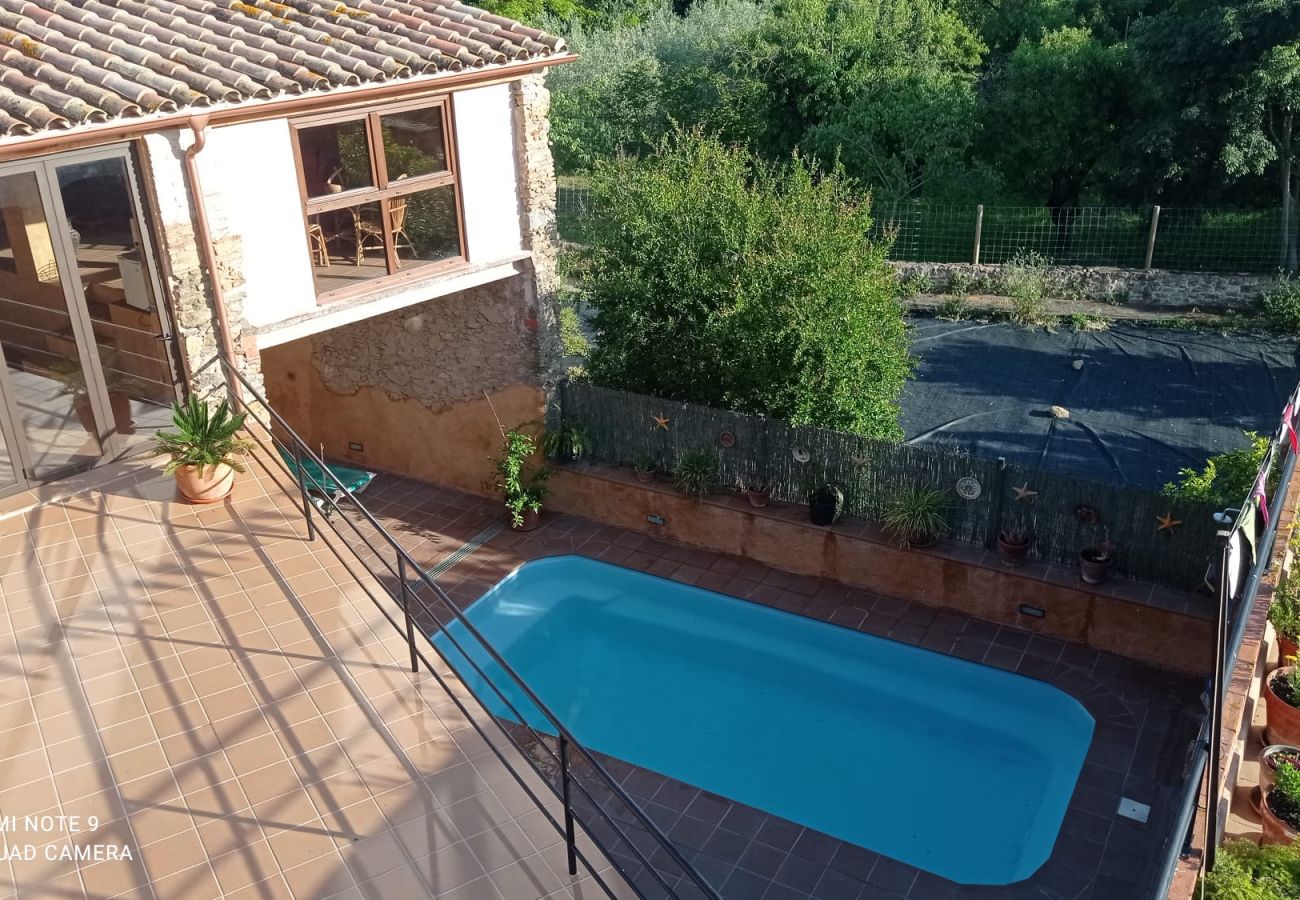 Cottage in Ullastret - CASA CARINA