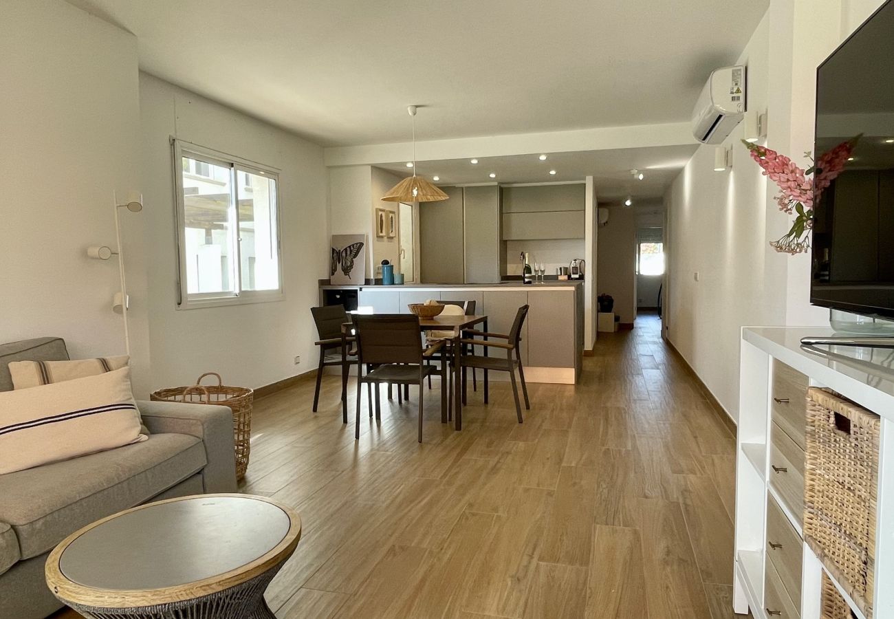Apartment in Pals - GREEN MAR D 104