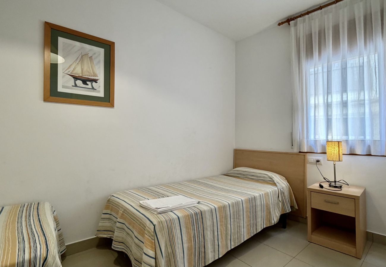 Apartment in L'Escala - MESTRAL BX-3