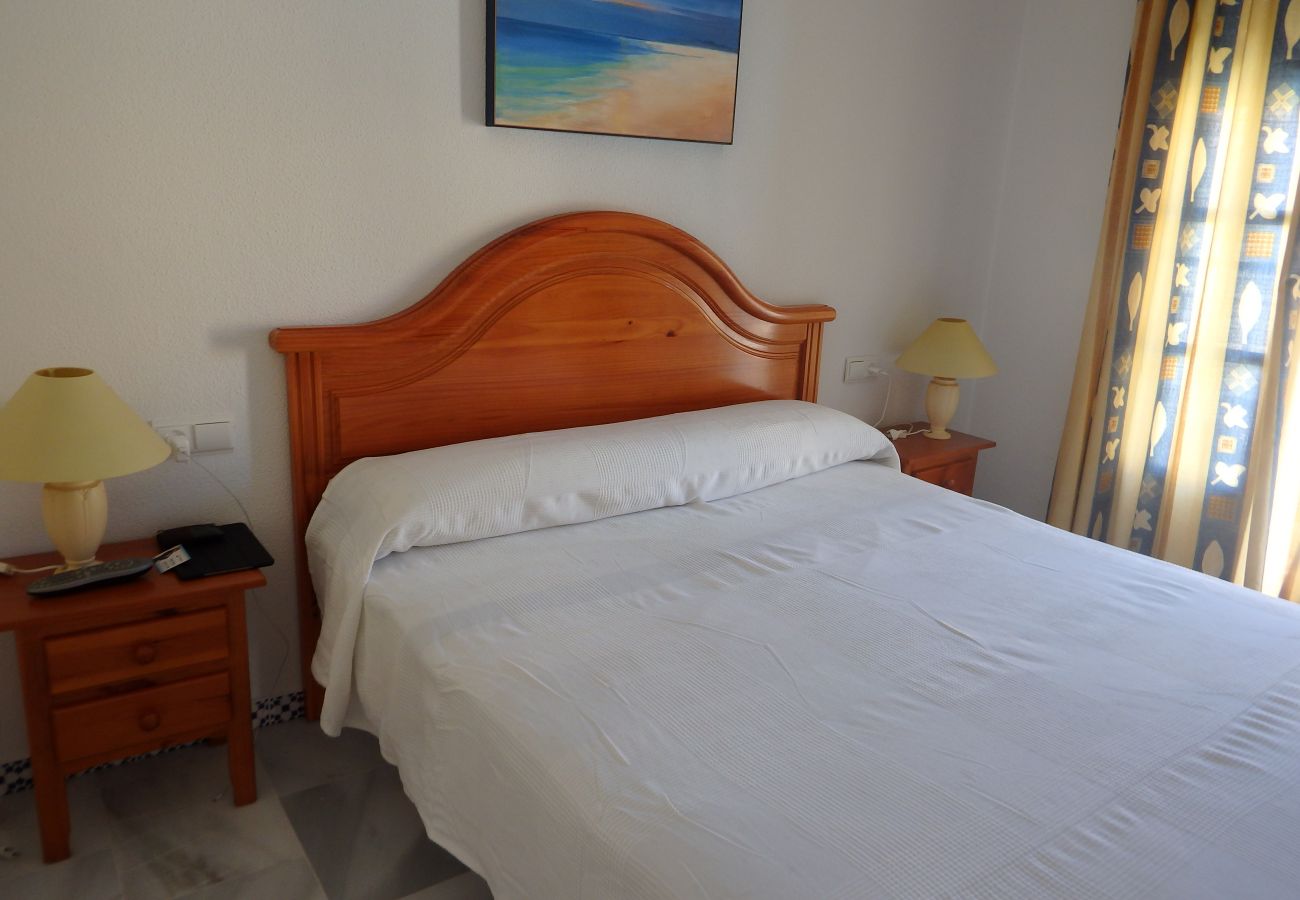 House in Chiclana de la Frontera - R408 Villa en Los Pinos