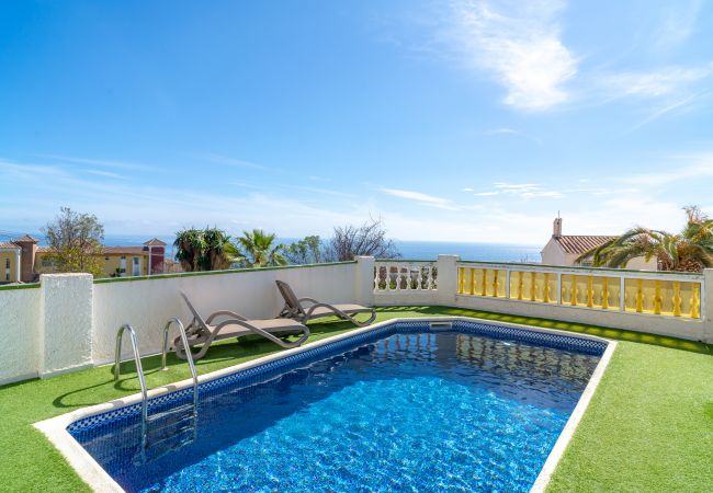 Villa in Nerja - Villa Kenny Private Pool Casasol