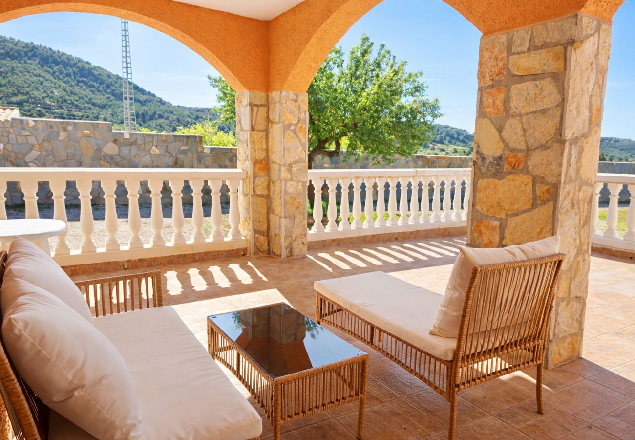 Villa in Alcocebre / Alcossebre - Villa con Piscina Privada y 2.000m² de Jardín