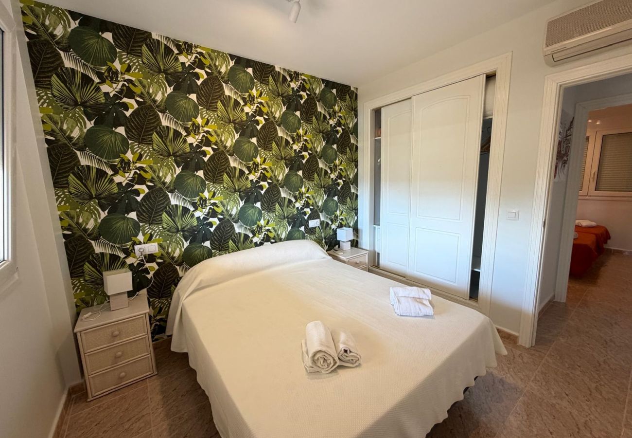 Apartment in Denia - 183 Deveses Park